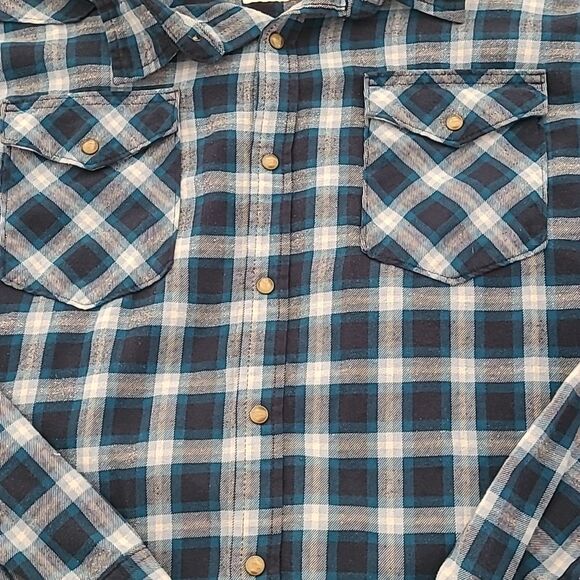 Wrangler plaid 2XT button up long sleeved shirt - Picture 2 of 9